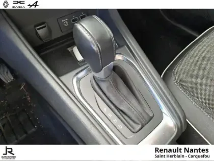 Photo 10 Renault Captur Gén. II (HJB) Ph1 Intens 5