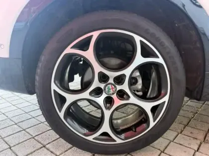 Photo 8 Alfa Romeo Tonale  1.6 Mjet II 130ch Ti TCT