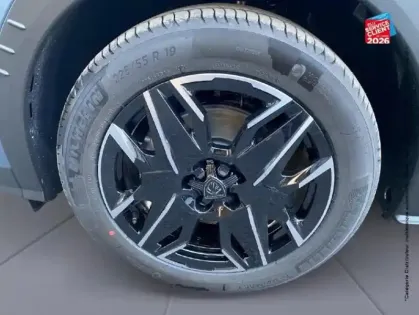 Photo 9 Peugeot 5008  Hybrid 145ch GT Exclusive e-DCS6