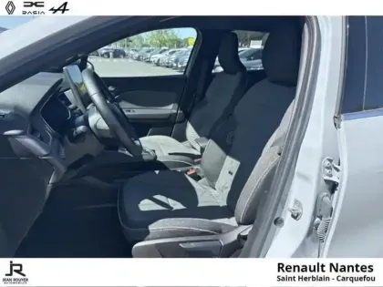 Photo 12 Renault Symbioz  1.6 E-Tech full hybrid 145ch Techno