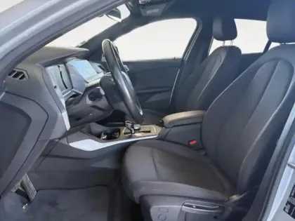 Photo 8 BMW Serie 1 Gén. III (F40) Ph1 Business Design 5