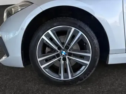 Photo 13 BMW Serie 1 Gén. III (F40) Ph1 Business Design 5