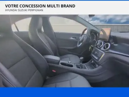 Photo 7 Mercedes CLA Gén. I (C117) Ph2 Inspiration 4