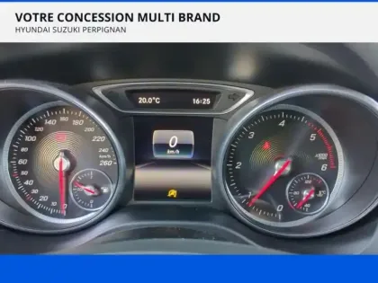 Photo 14 Mercedes CLA Gén. I (C117) Ph2 Inspiration 4