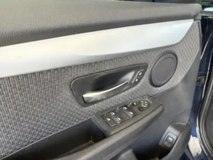 Photo 13 BMW Serie 2 Gén. I (F45) Ph1 Business 5