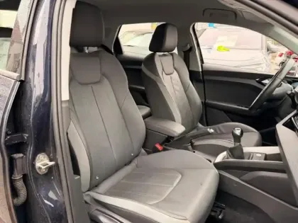 Photo 13 Audi A1 Gén. II Ph1 Design luxe 5