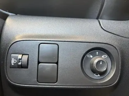 Photo 12 Citroën C3  1.2 PureTech 110ch S&S Shine 120-123g