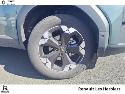 Photo 7 Dacia Bigster  1.8 hybrid 155ch Extreme