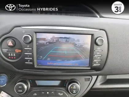 Photo 14 Toyota Yaris Gén. III Ph3 Dynamic 5