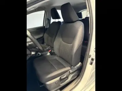 Photo 13 Toyota Yaris Gén. IV Ph1 NG Dynamic Business 5