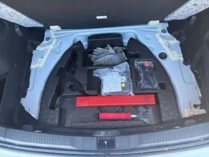 Photo 9 Toyota Auris  HSD 136h Design