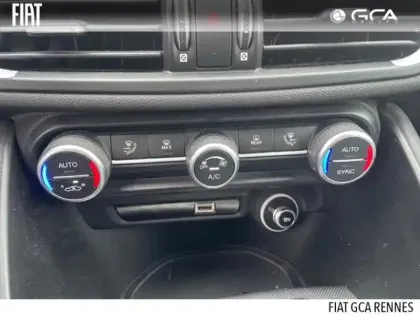 Photo 10 Alfa Romeo Giulia Gén. I Ph1 Sprint 4