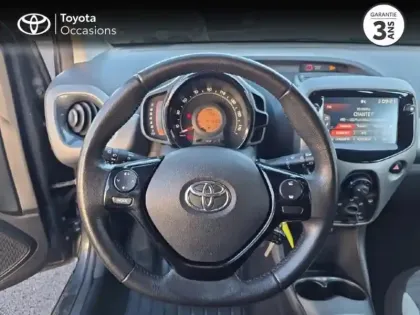 Photo 8 Toyota Aygo Gén. II Ph2 x-play x-app 5