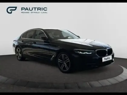Photo 6 BMW Serie 5 Série 5 518dA 150ch Business Design Steptronic