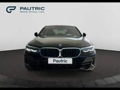 Photo 7 BMW Serie 5 Série 5 518dA 150ch Business Design Steptronic