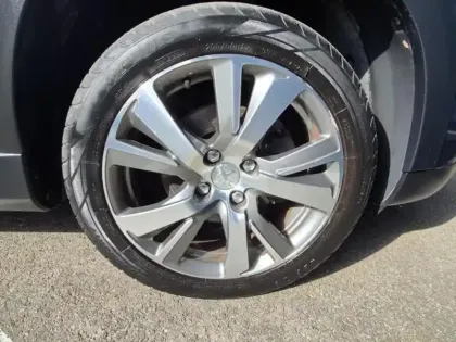 Photo 7 Peugeot 2008 Gén. I Ph2 Crossway 5