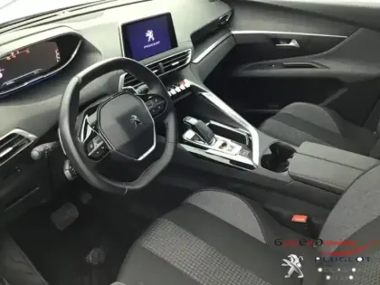 Photo 13 Peugeot 3008  1.2 PureTech 130ch Active Business S&S EAT8  6cv