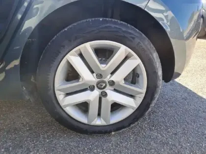 Photo 10 Renault Clio Gén. V (BJA) Ph1 NG Techno 5