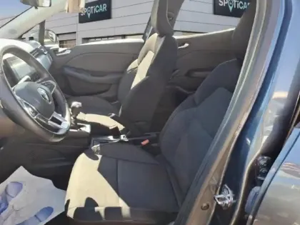 Photo 8 Renault Clio Gén. V (BJA) Ph1 NG Techno 5