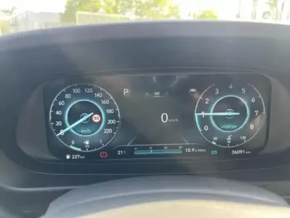 Photo 8 Hyundai Bayon  1.0 T-GDi 100ch Hybrid 48V Creative