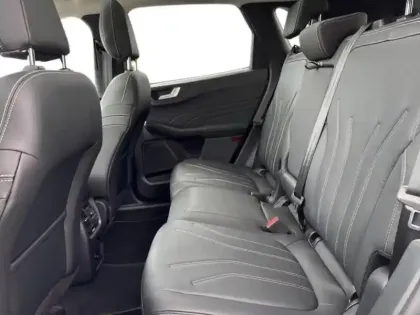 Photo 7 Ford Kuga  2.5 Duratec 190ch FHEV E85 Vignale BVA