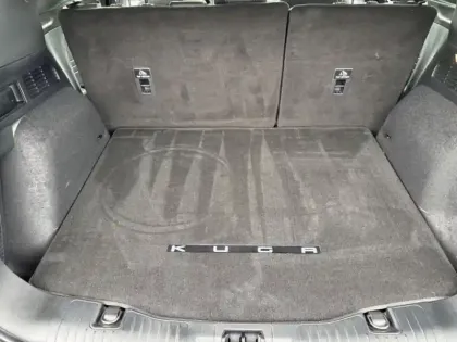 Photo 8 Ford Kuga  2.5 Duratec 190ch FHEV E85 Vignale BVA