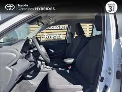 Photo 10 Toyota Yaris Gén. I Ph1 NG Dynamic 5