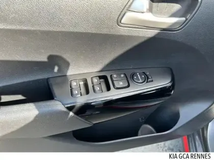 Photo 11 Kia Picanto Gén. III Ph2 GT Line 5