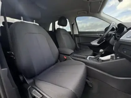 Photo 12 Audi Q3  35 TFSI 150ch Design S tronic 7