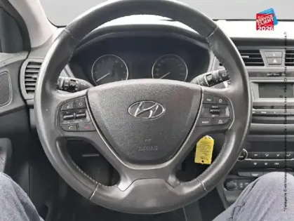 Photo 11 Hyundai I20  Coupé 1.0 T-GDi 100 Intuitive Plus