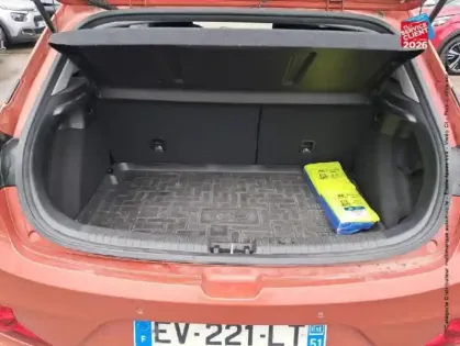 Photo 28 Hyundai I20  Coupé 1.0 T-GDi 100 Intuitive Plus