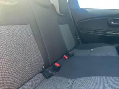 Photo 9 Toyota Yaris Gén. III Ph3 Design Y20 5