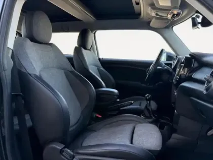 Photo 14 Mini Mini Gén. III (F56) Ph1 Shoreditch 3