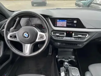 Photo 20 BMW Serie 1 Série 1 118dA 150ch M Sport 8cv