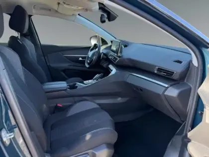 Photo 29 Peugeot 3008 Gén. II Ph2 Style 5