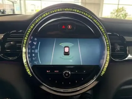 Photo 14 Mini Mini Gén. III (F55) Ph3 JCW 5