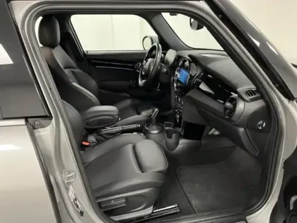 Photo 13 Mini Mini Gén. III (F55) Ph3 Edition Premium 5