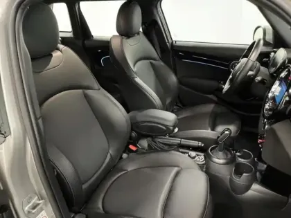 Photo 15 Mini Mini  5 Portes Cooper 136ch Edition Premium BVA7