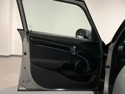 Photo 6 Mini Mini Gén. III (F55) Ph3 Edition Premium 5