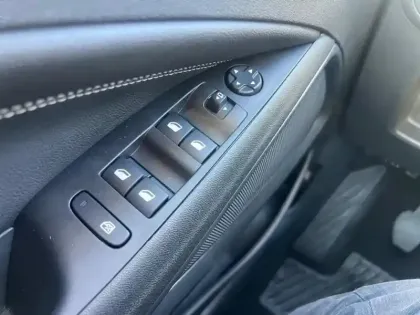 Photo 19 Opel Crossland Gén. I Ph1 Elegance 5