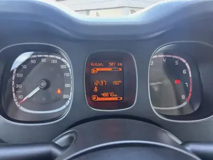 Photo 20 Fiat Panda Gén. III Ph1 NG City Cross 5