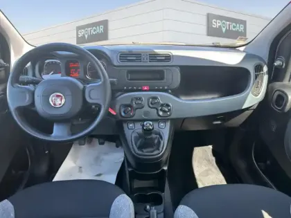 Photo 9 Fiat Panda Gén. III Ph1 NG City Cross 5