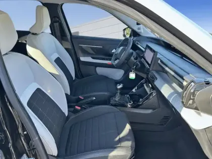 Photo 8 Citroën C3  Turbo 100 ch Manuelle Max