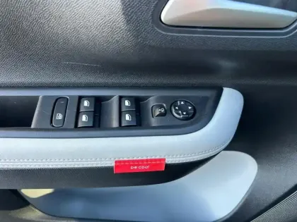 Photo 19 Citroën C3  Turbo 100 ch Manuelle Max