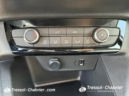 Photo 21 Opel Corsa  1.2 Turbo 100 ch BVM6 Elegance Business