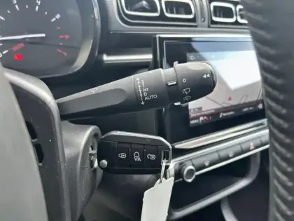 Photo 17 Citroën C3 Gén. III Ph2 Shine 5