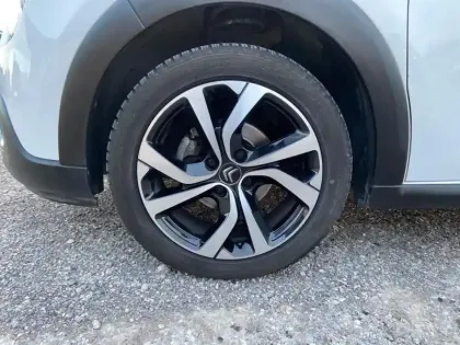 Photo 14 Citroën C3  BlueHDi 100 S&S BVM6 Shine Pack