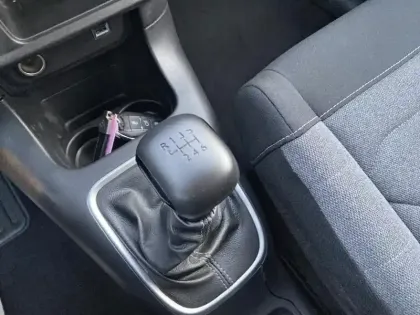 Photo 23 Citroën C3  BlueHDi 100 S&S BVM6 Shine Pack