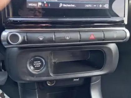 Photo 12 Citroën C3  BlueHDi 100 S&S BVM6 Shine Pack