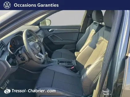 Photo 8 Audi Q3 Gén. II Ph1 S line 5